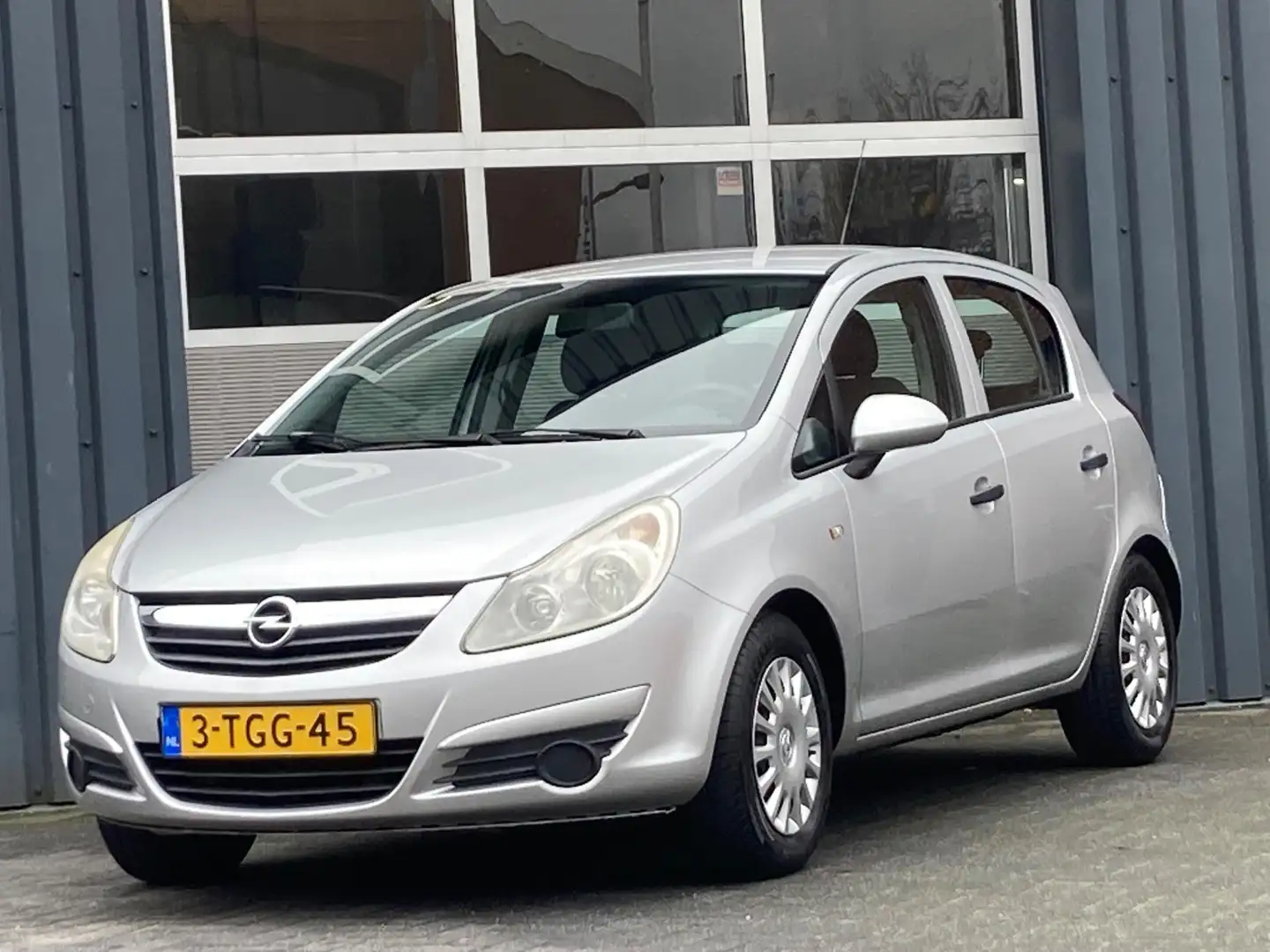 Opel Corsa 1.2-16V Airco 5 Deuren Trekhaak Gris - 1