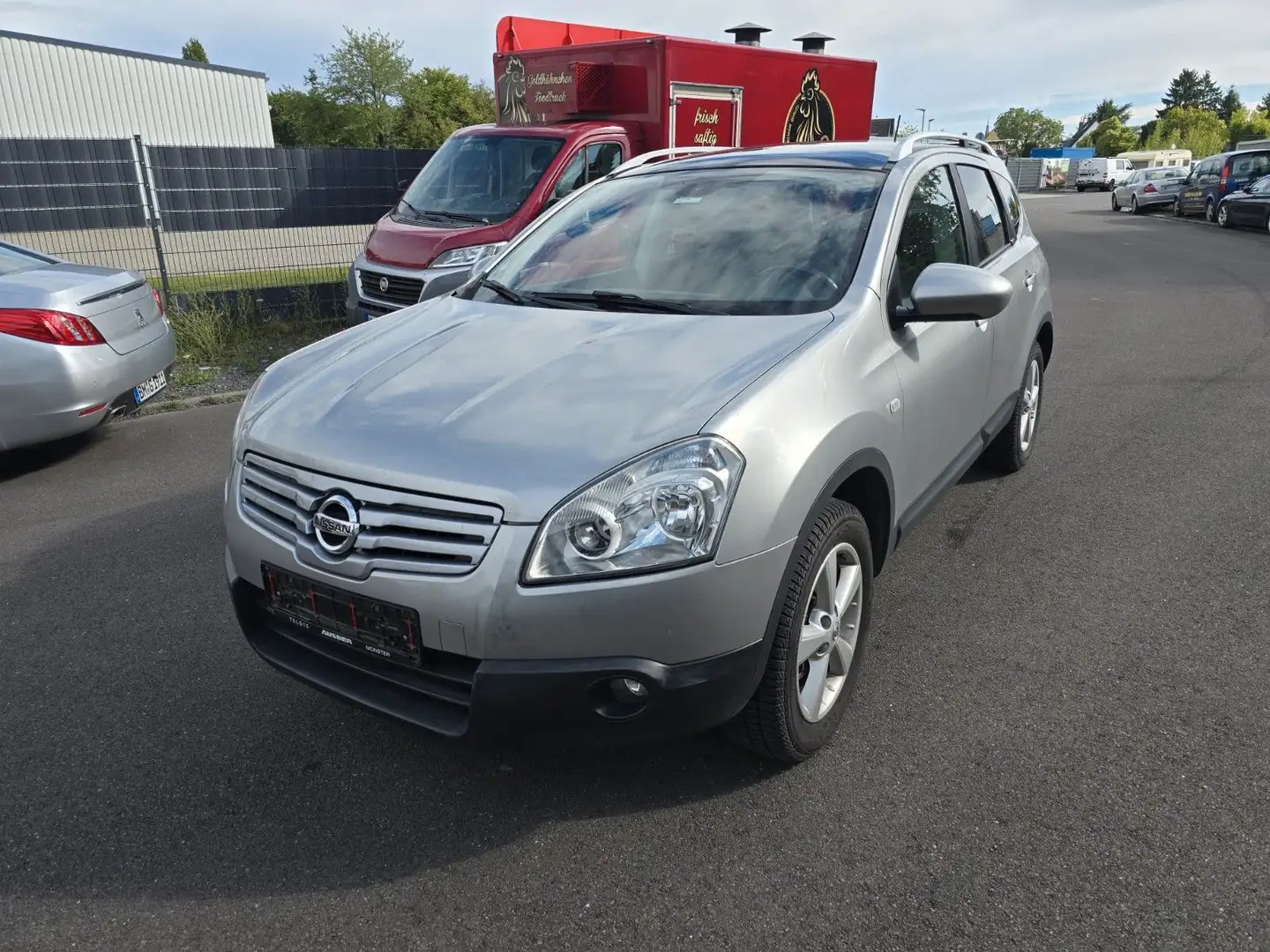 Nissan Qashqai+2 HU+AU bis 04.27, 7 Sitzer Silber - 1