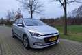 Hyundai i20 1.2 HP i-Motion Premium | Pano | Cruise Control | Grijs - thumbnail 3