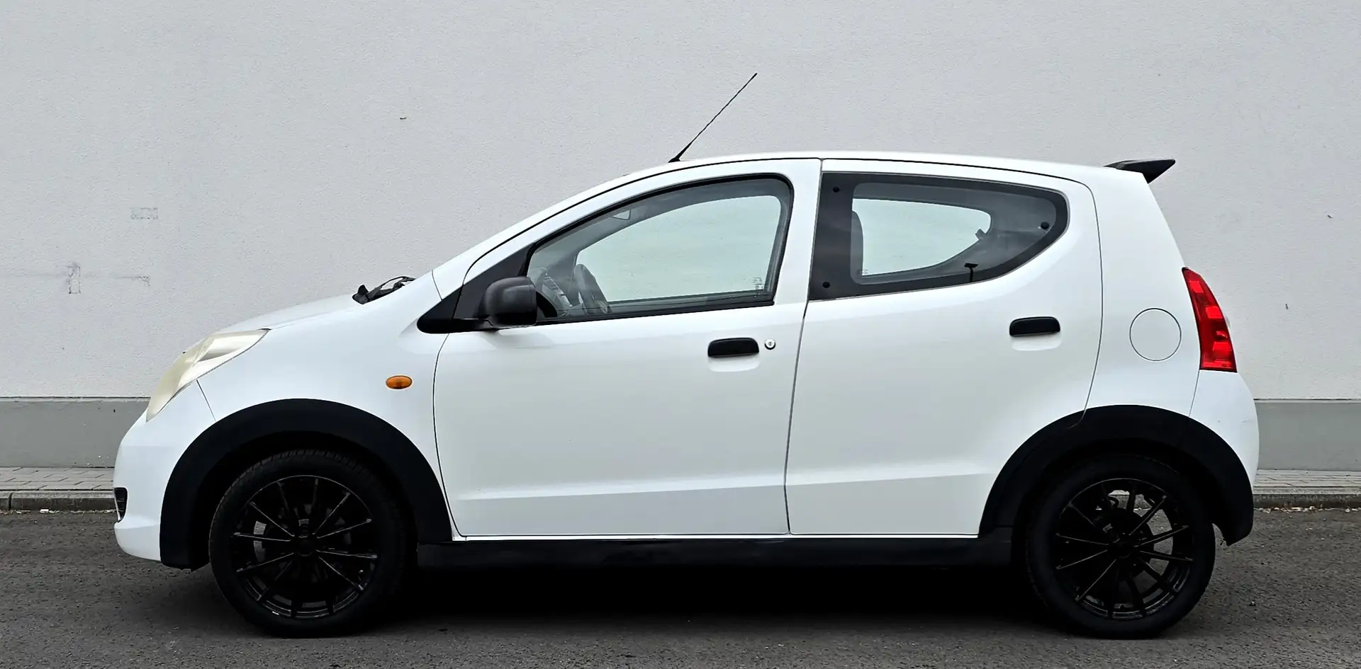 Suzuki Alto 1.0i Essence Euro 5 GT Sport 5Portes Garantie 1 AN Blanc - 2