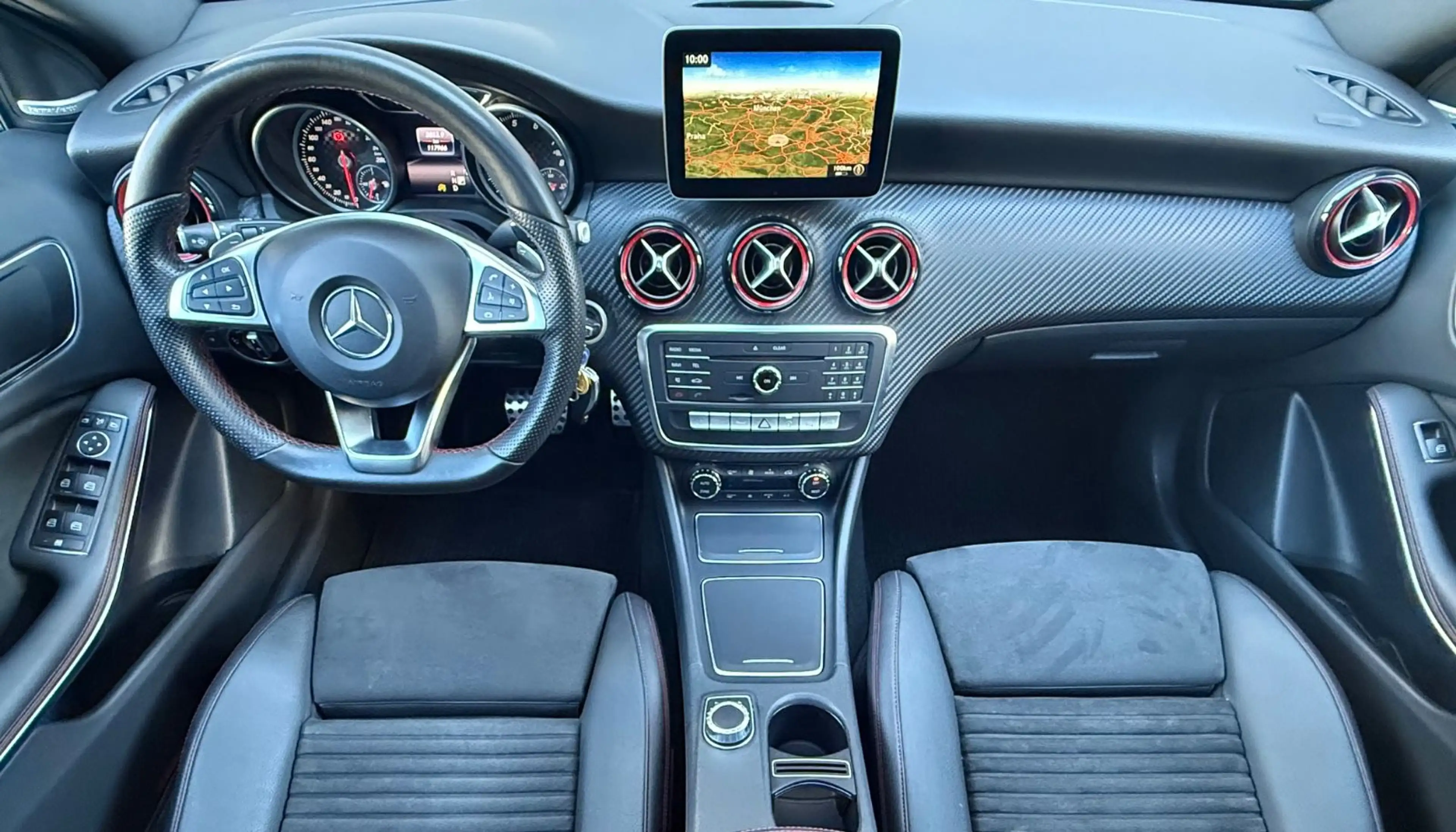 Mercedes-Benz A 250 4Matic Sport /AMG/Pano /LED /Harman Kardon — photo 15