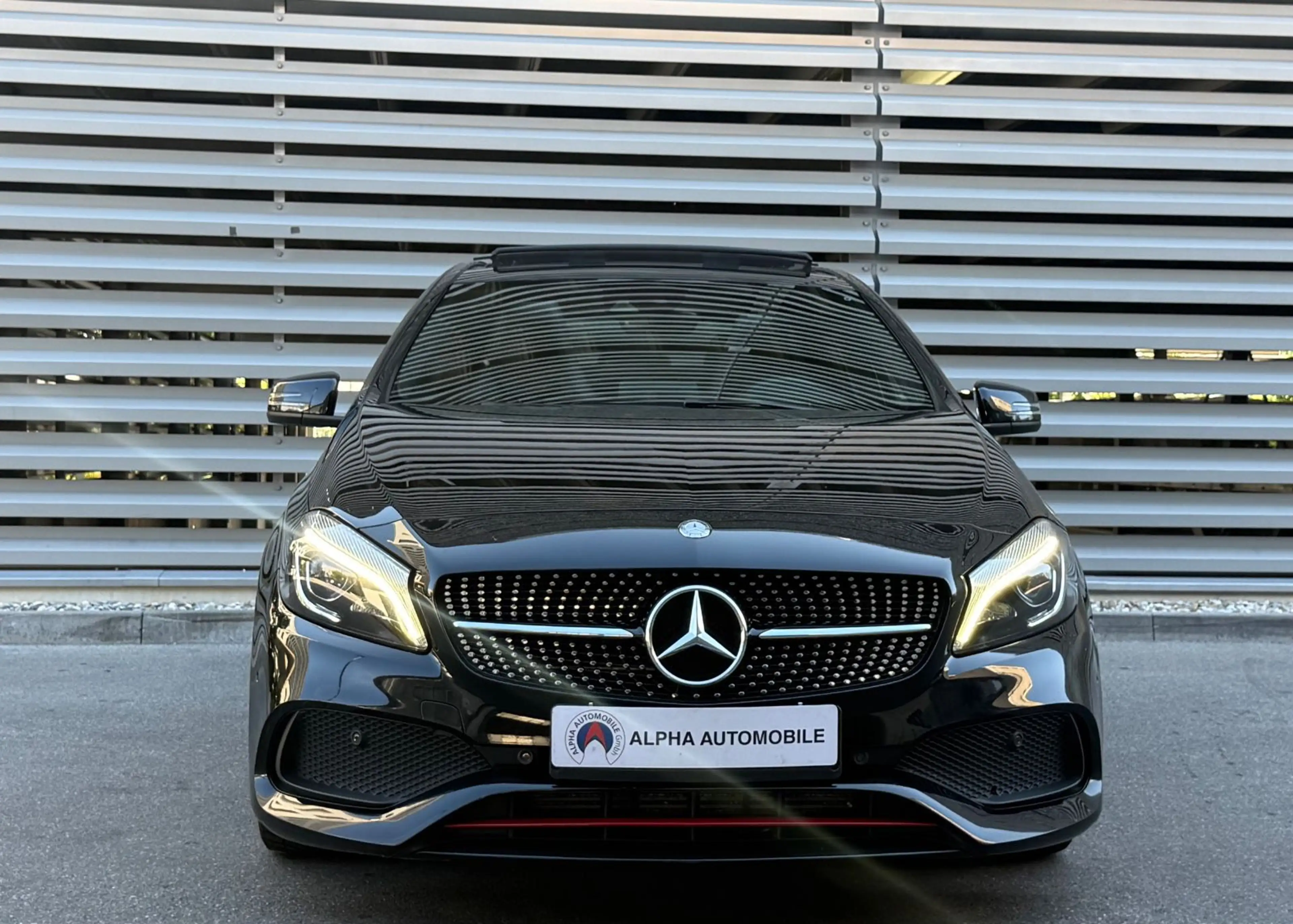 Mercedes-Benz A 250 4Matic Sport /AMG/Pano /LED /Harman Kardon — photo 7