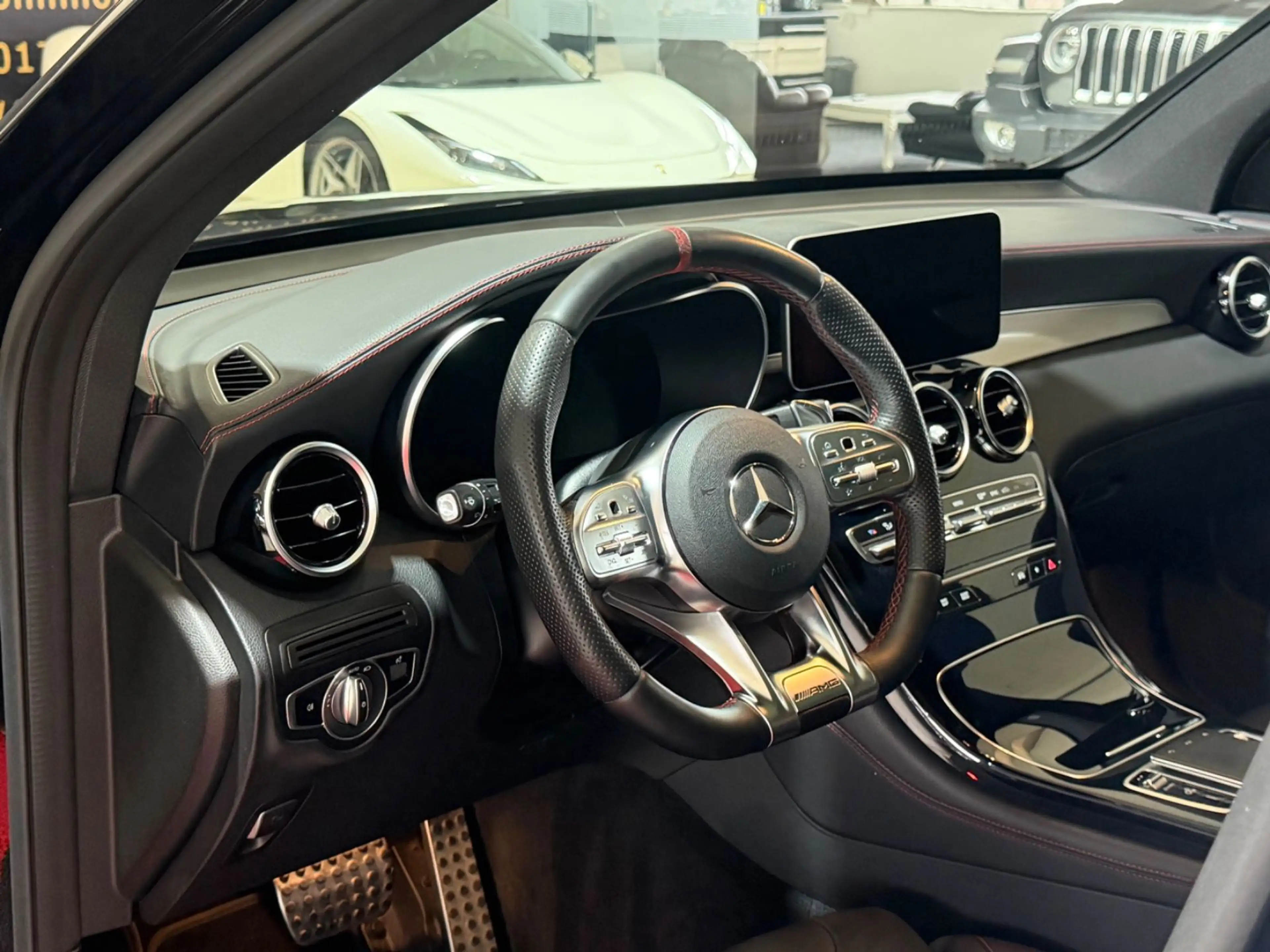 Mercedes-Benz GLC 43 AMG 4Matic*PANO*LED*AMBIENTE*KAMERA* — photo 11