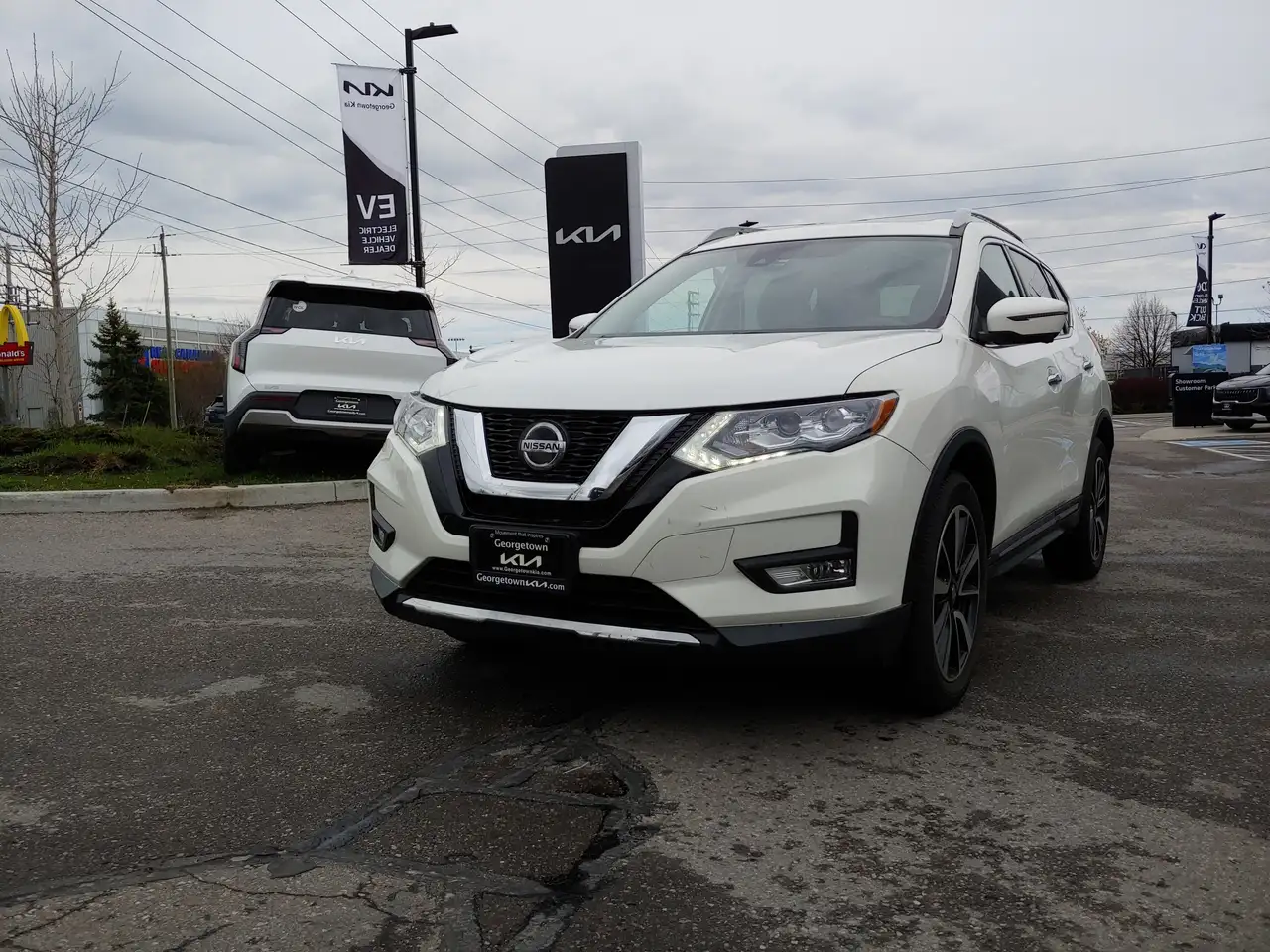 Nissan Rogue снимка Nissan Rogue