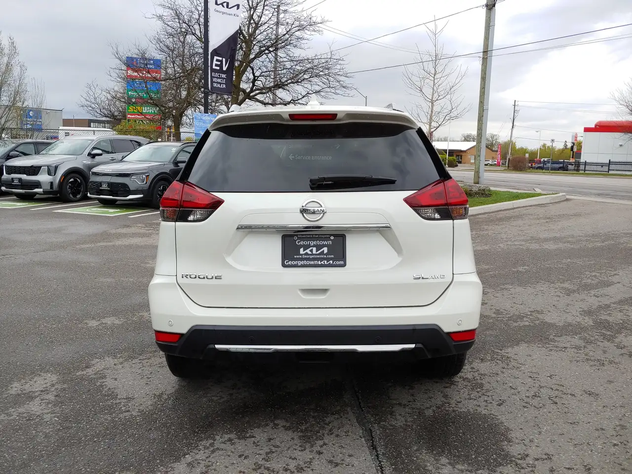 Nissan Rogue снимка Nissan Rogue