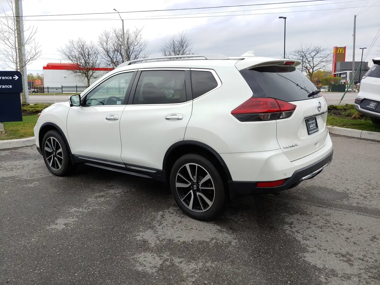 Nissan Rogue снимка Nissan Rogue