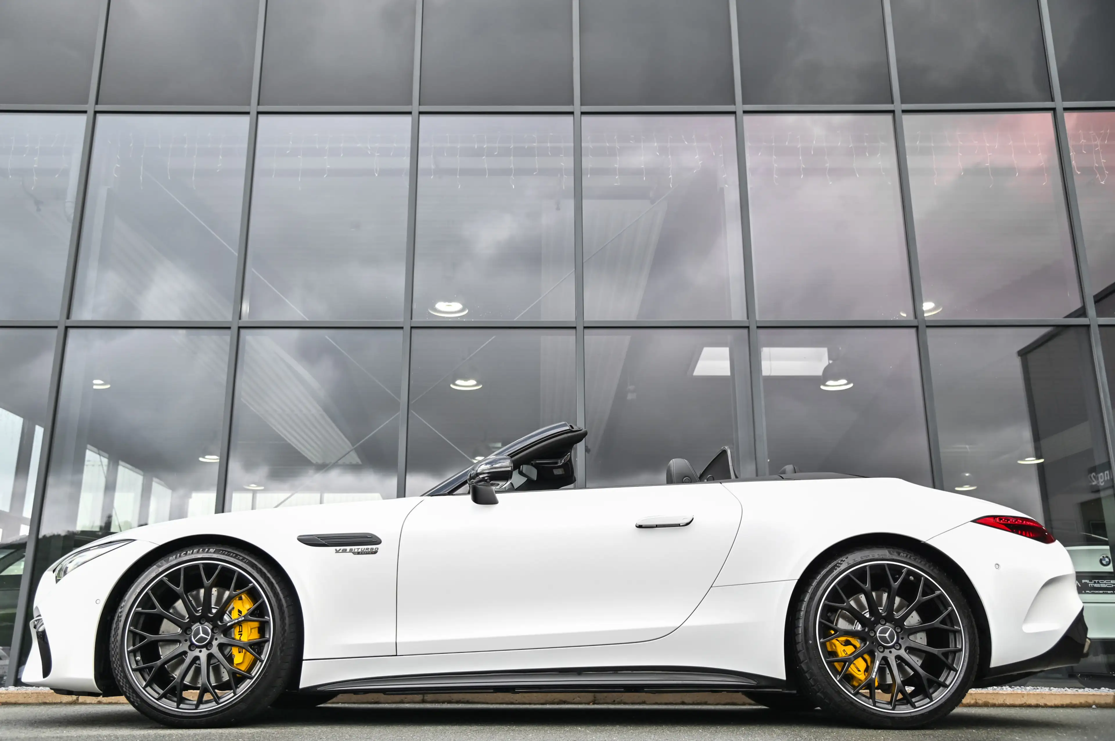 Mercedes-Benz SL 63 AMG 4Matic Premium Plus* Lift* Burmester* — photo 7