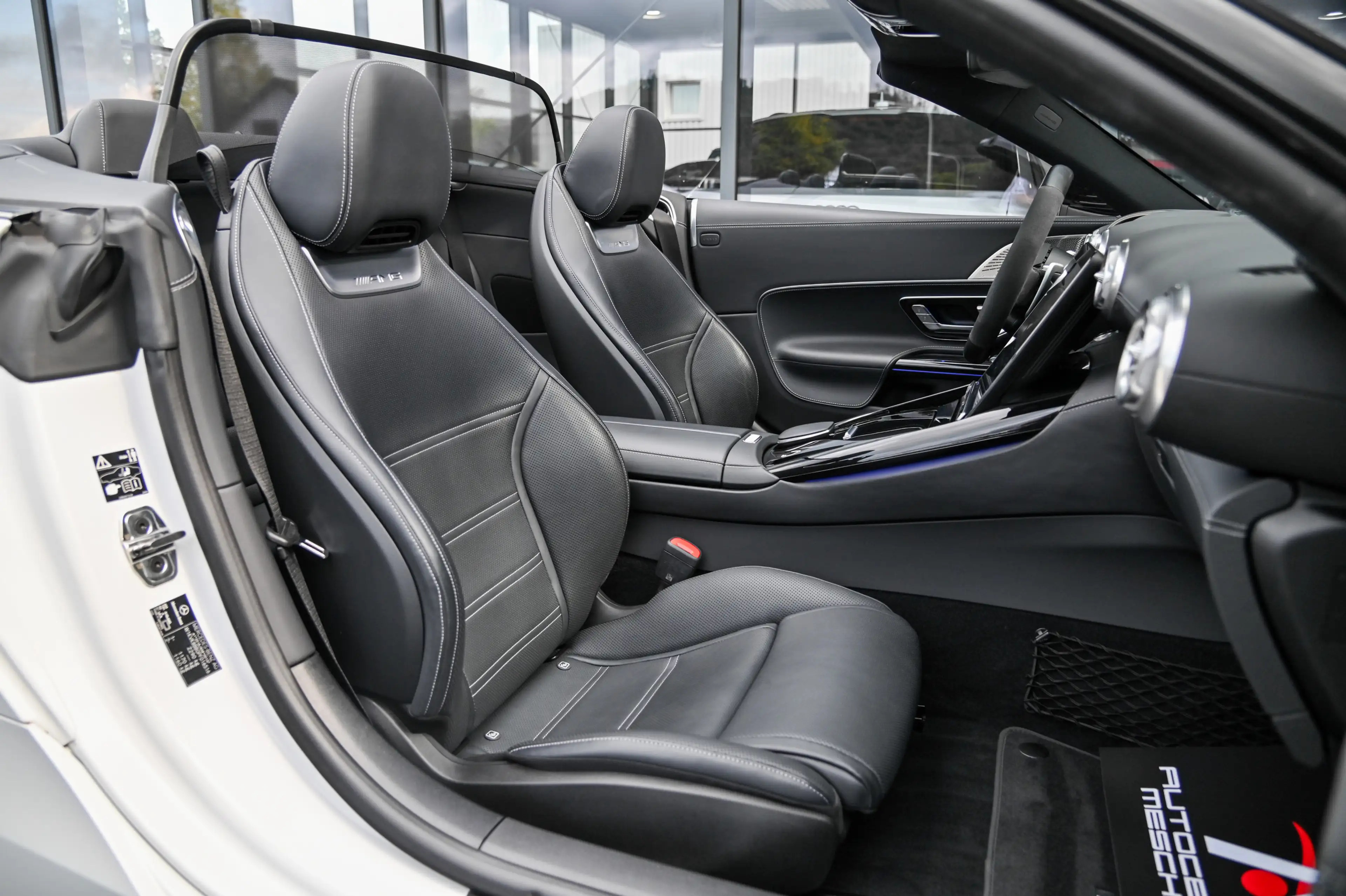 Mercedes-Benz SL 63 AMG 4Matic Premium Plus* Lift* Burmester* — photo 15