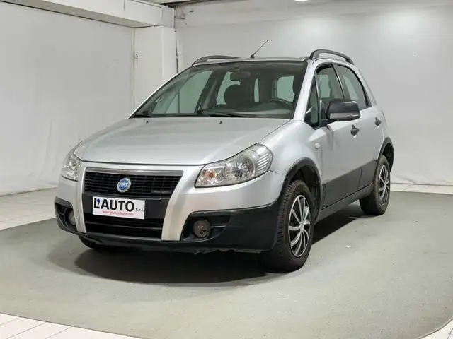 Fiat Sedici 1.9 mjt Dynamic 4x4 120cv Fiat Sedici trazione