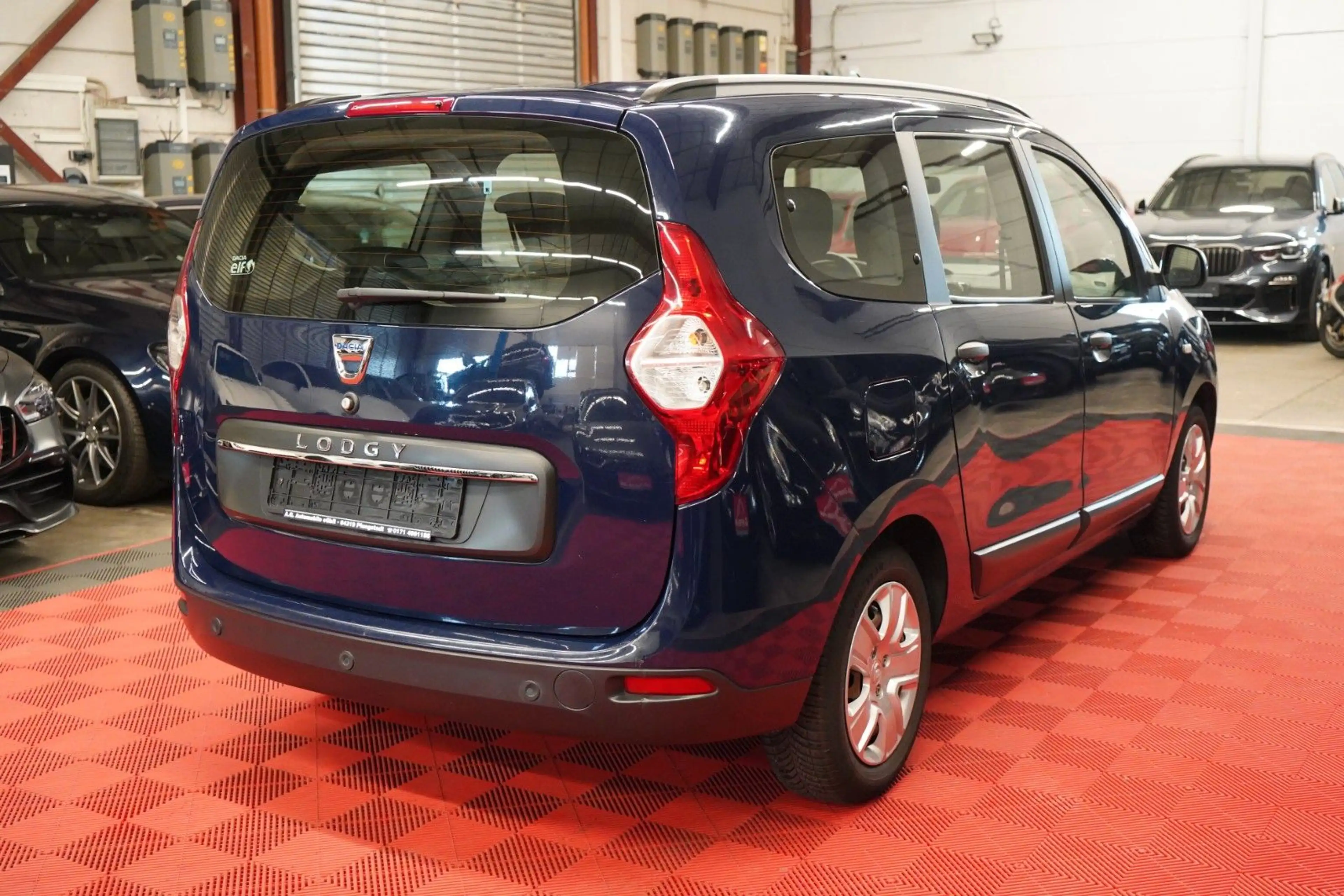 Dacia Lodgy 1.3 TCE Comfort 7Sitzer*1.Hand*Unfallfrei* — photo 7
