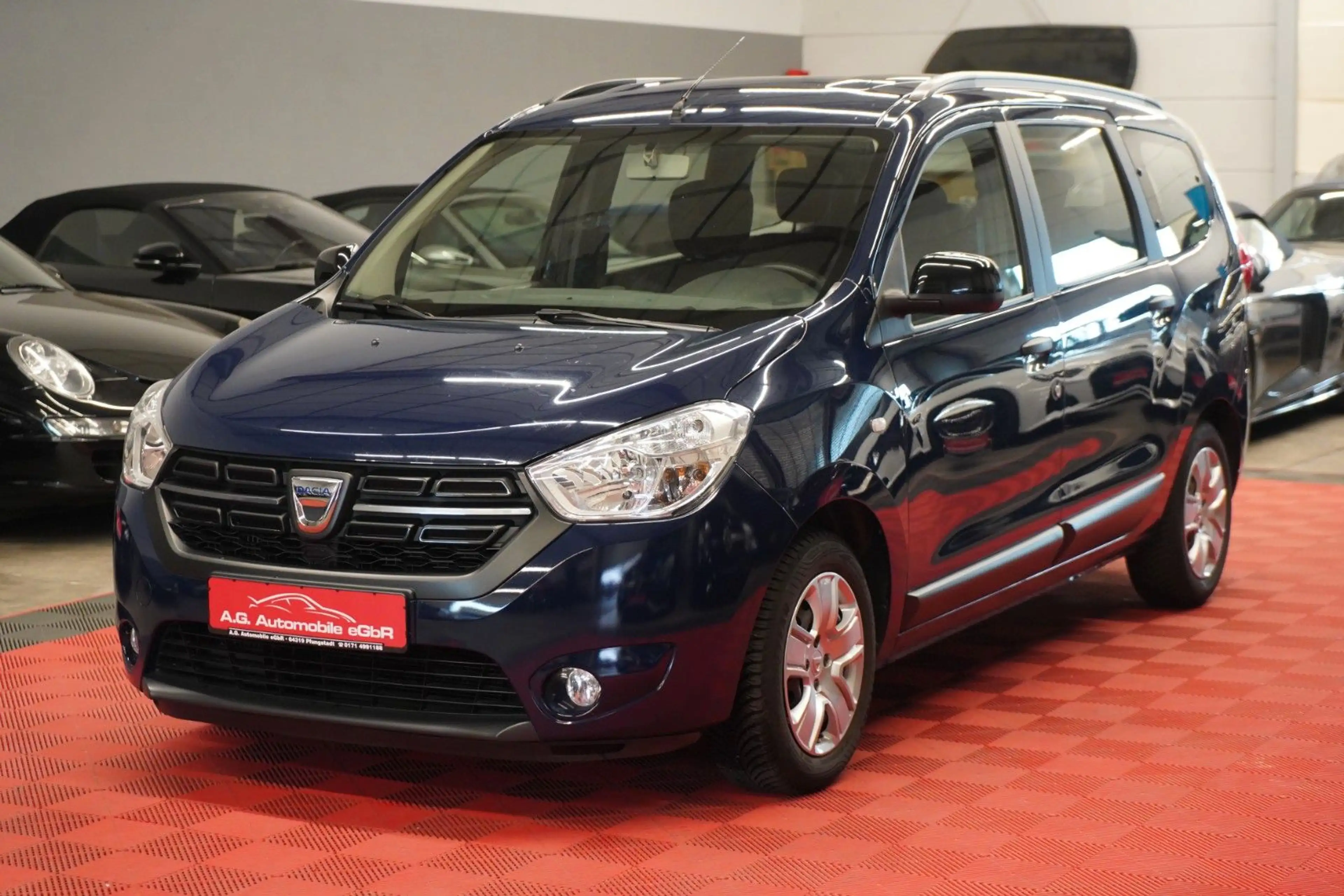 Dacia Lodgy 1.3 TCE Comfort 7Sitzer*1.Hand*Unfallfrei*