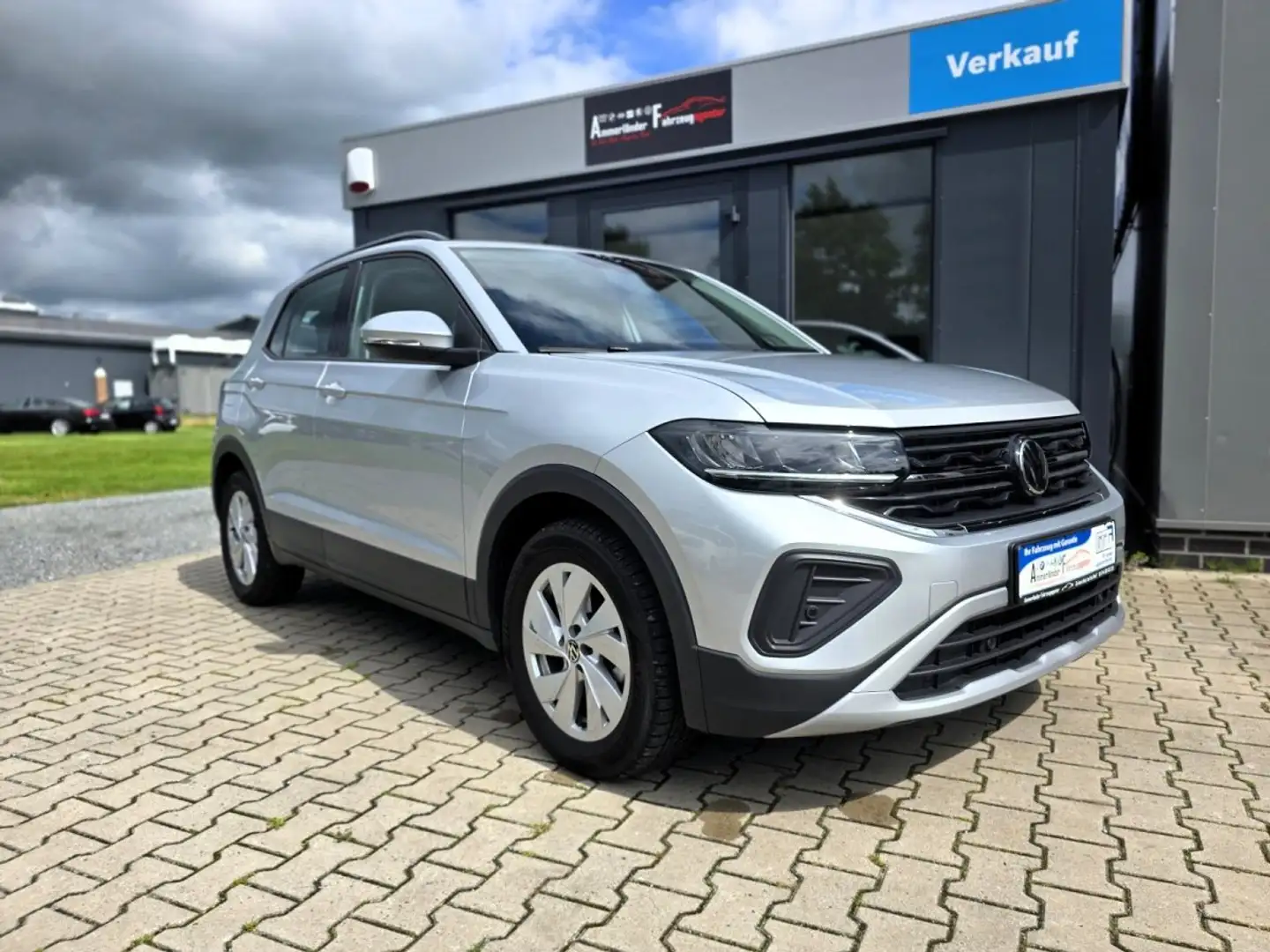 Volkswagen T-Cross 1.0 TSI   Life *APP Connect-SHZ-Diggi Cockpit-Alu Argento - 2