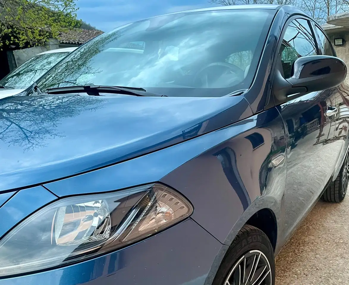 Lancia Ypsilon 2021