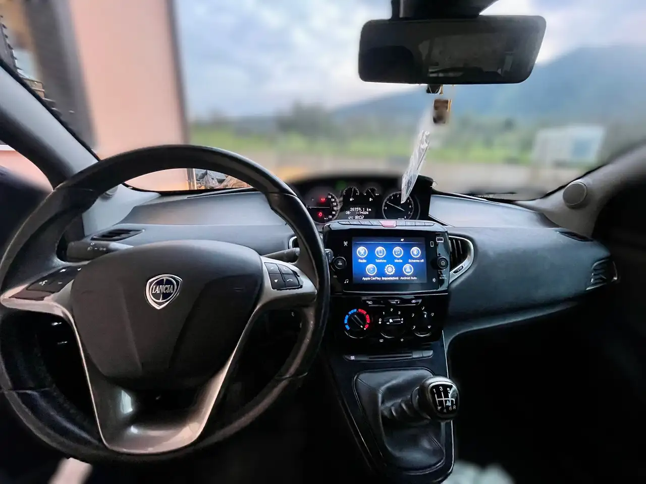 Lancia Ypsilon 2021 — фото 7