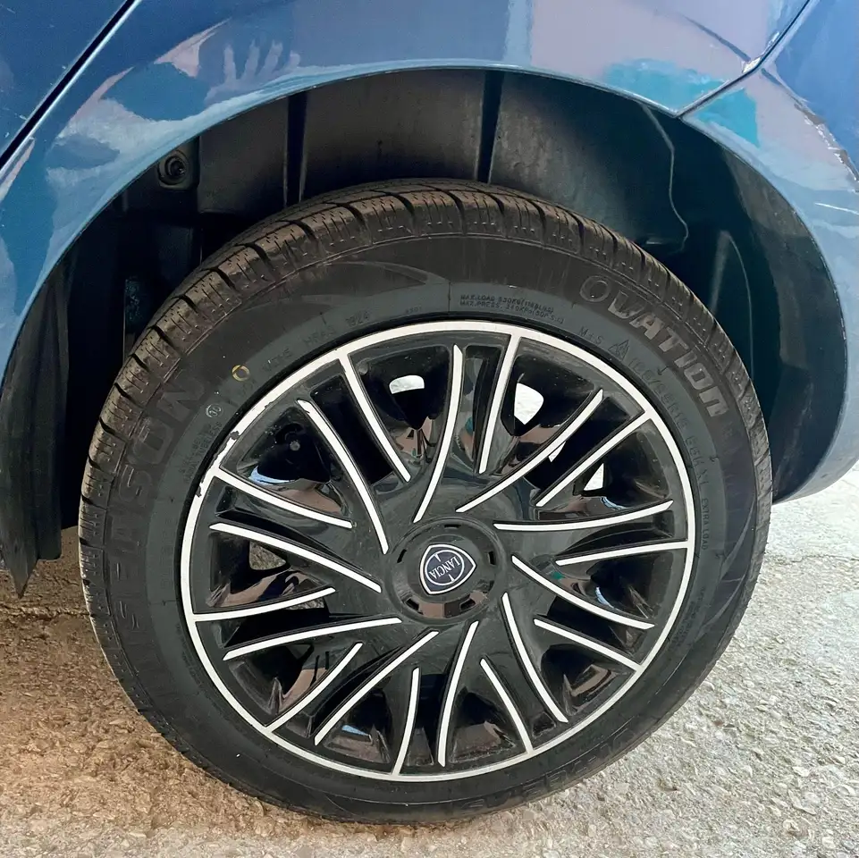 Lancia Ypsilon 2021 — фото 6