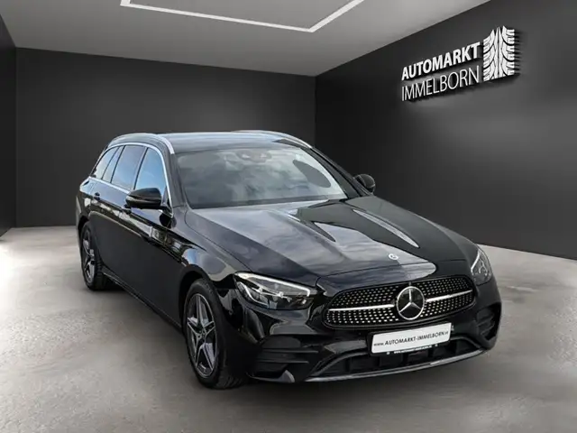 Mercedes-Benz E-Class view 2