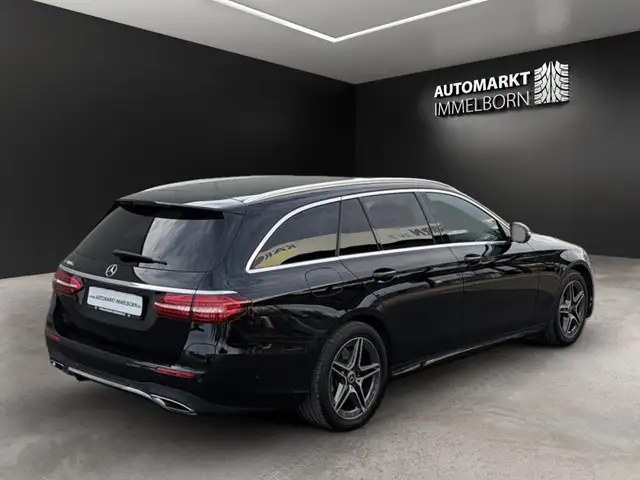 Mercedes-Benz E-Class view 8