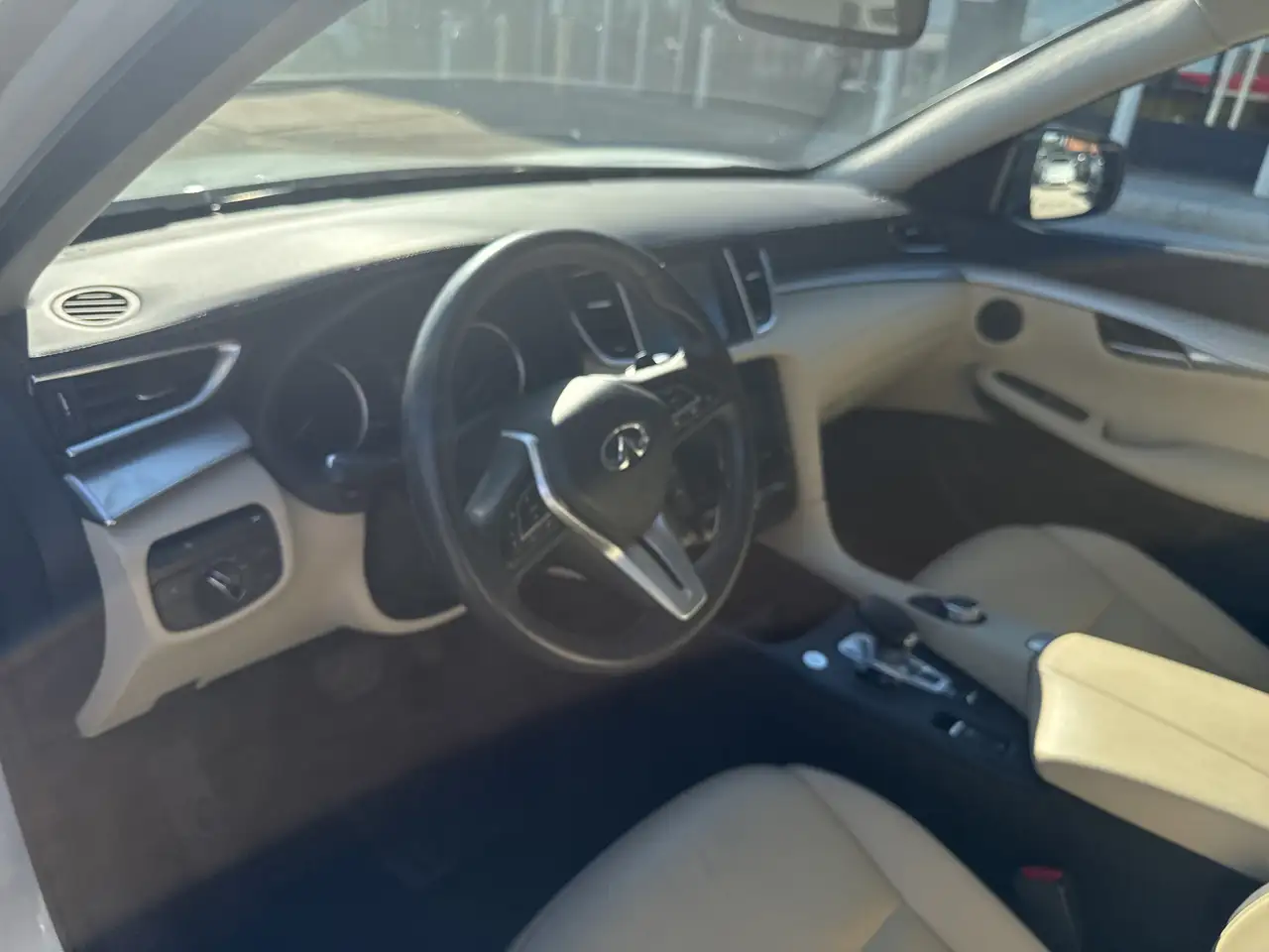 Infiniti QX50 снимка Infiniti QX50