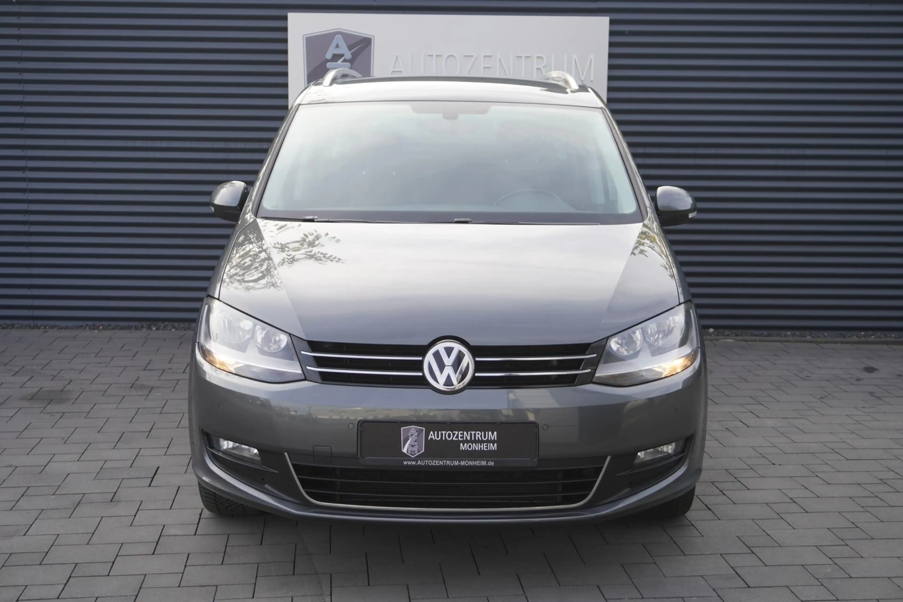 Volkswagen Sharan 1.4 TSI DSG|7-SITZER|SITZHEIZUNG|NAVI|PDC — photo 7