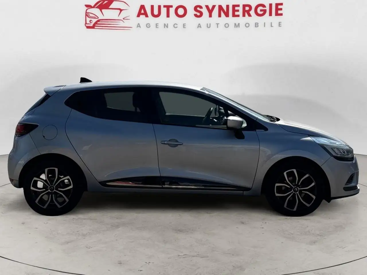 Renault Clio Grandtour — photo 5