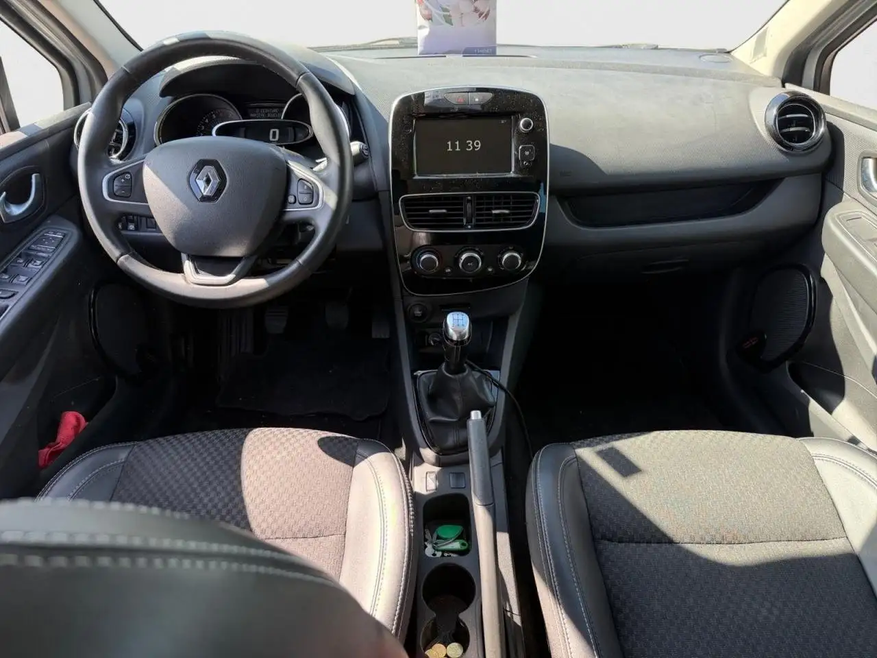 Renault Clio Grandtour — photo 10