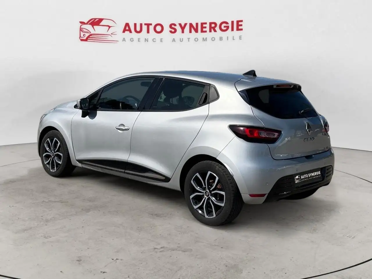 Renault Clio Grandtour — photo 3