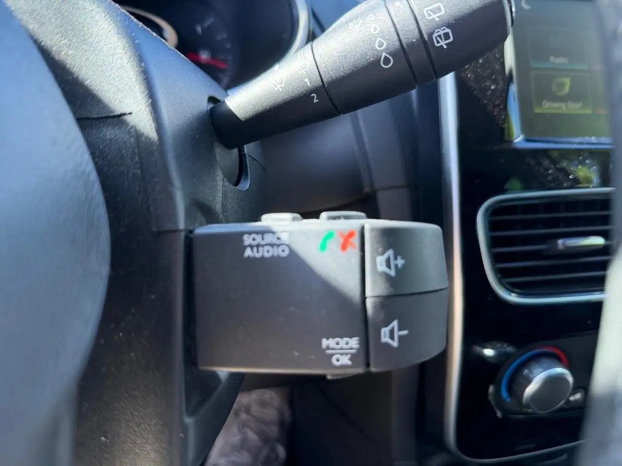 Renault Clio Grandtour — photo 15