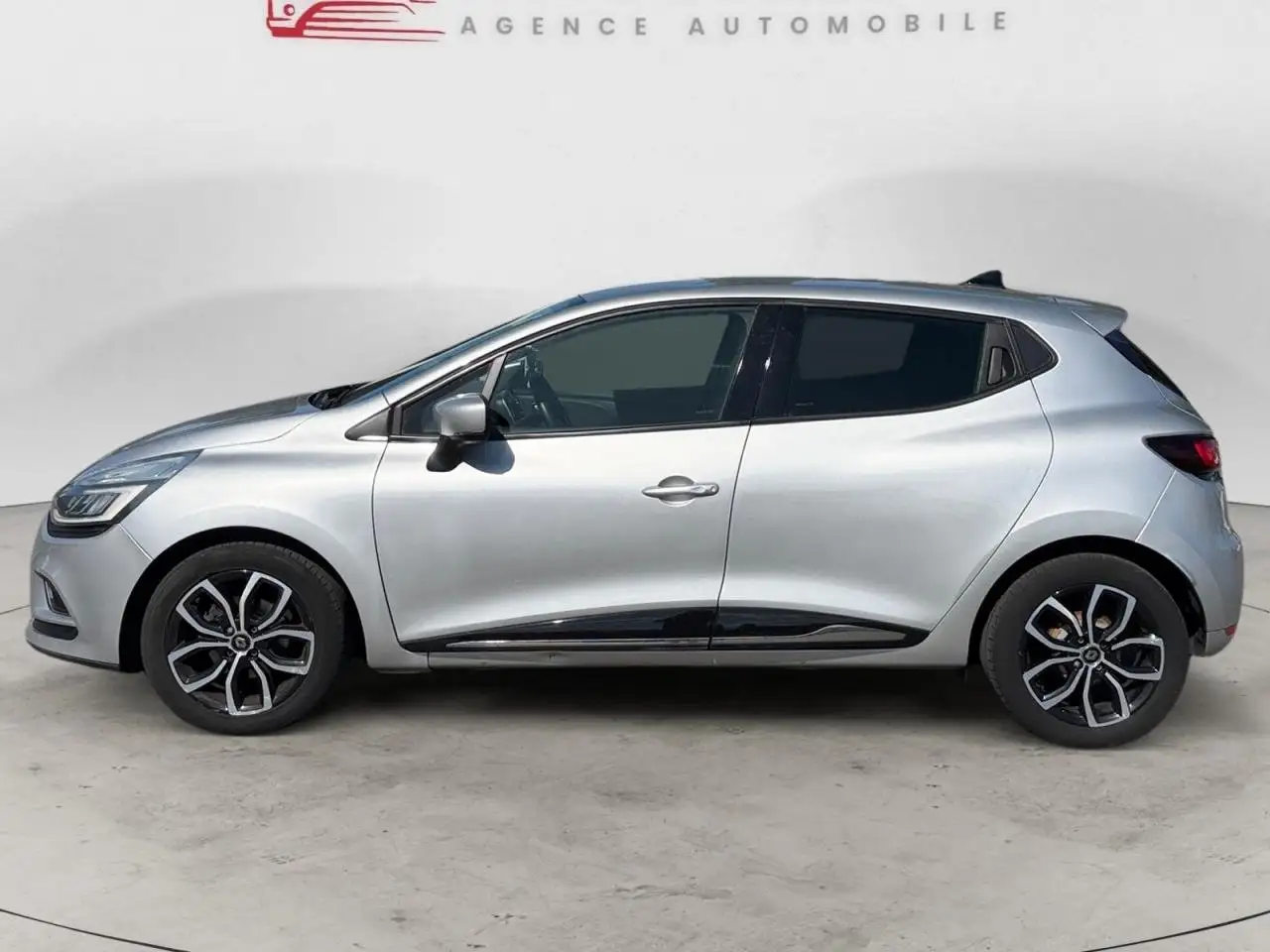 Renault Clio Grandtour — photo 2