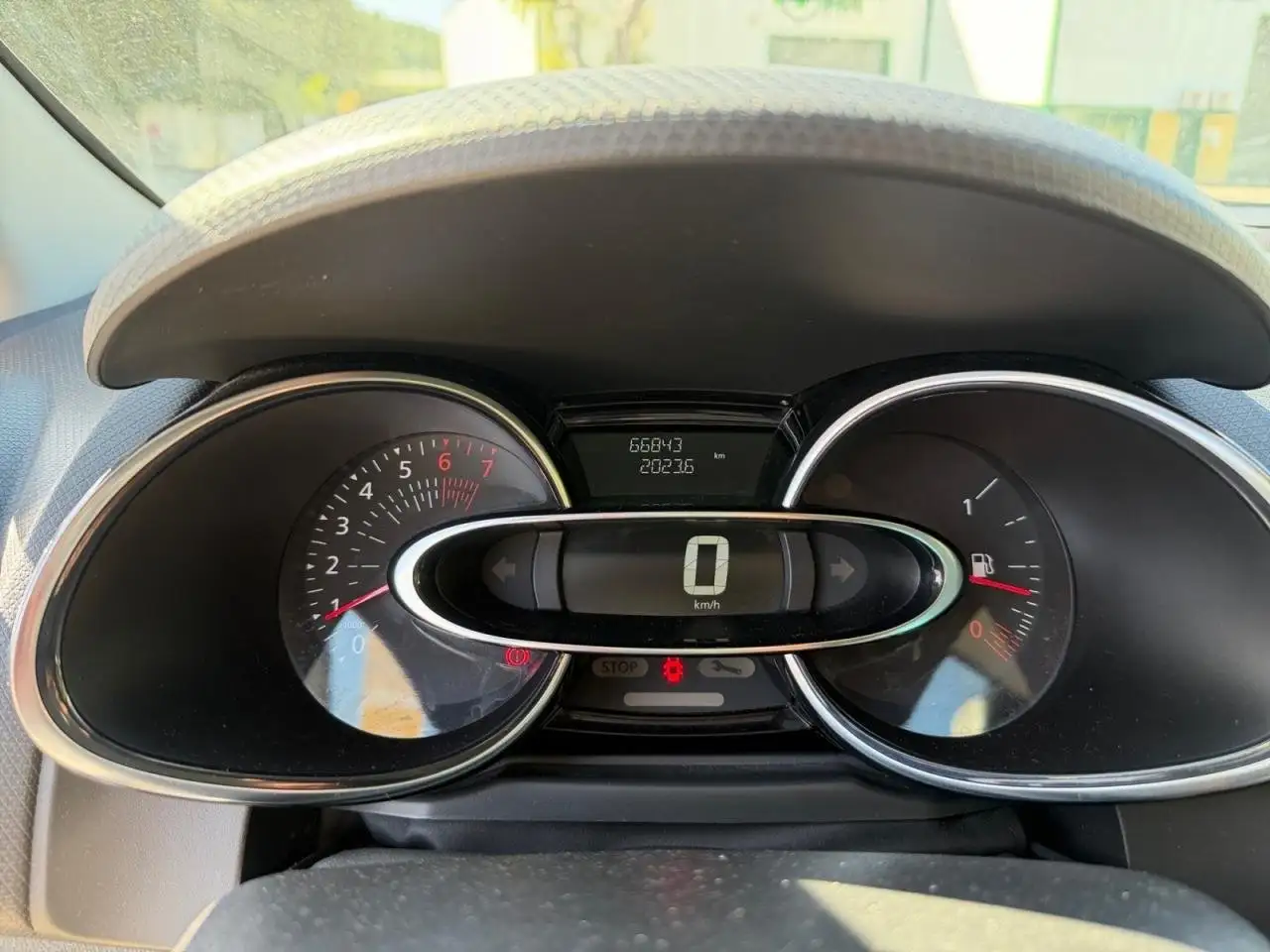 Renault Clio Grandtour — photo 17