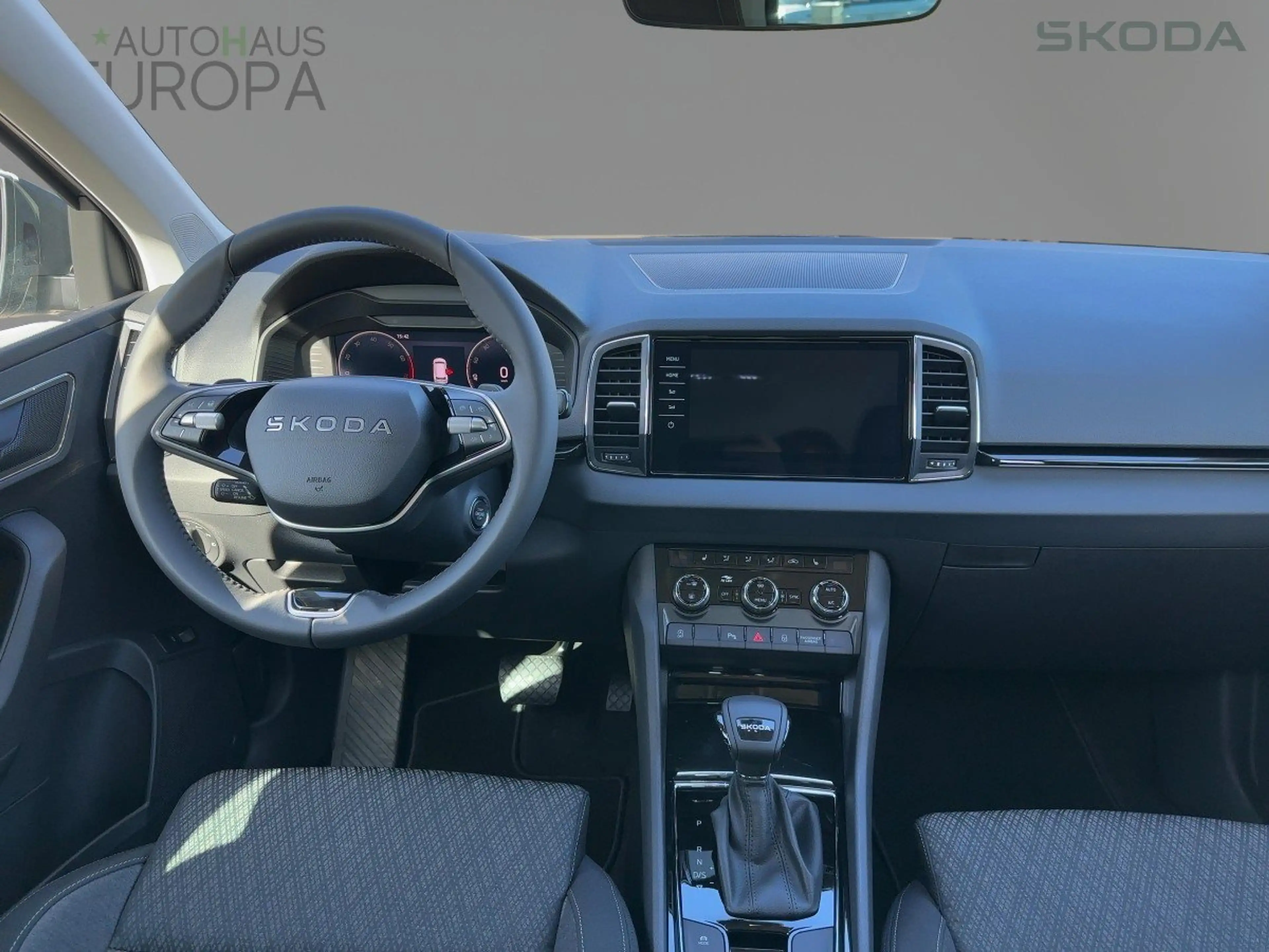 Skoda Karoq 1.5 TSI DSG Balance AHK Matrix eKlappe RFK WSS ACC — photo 13