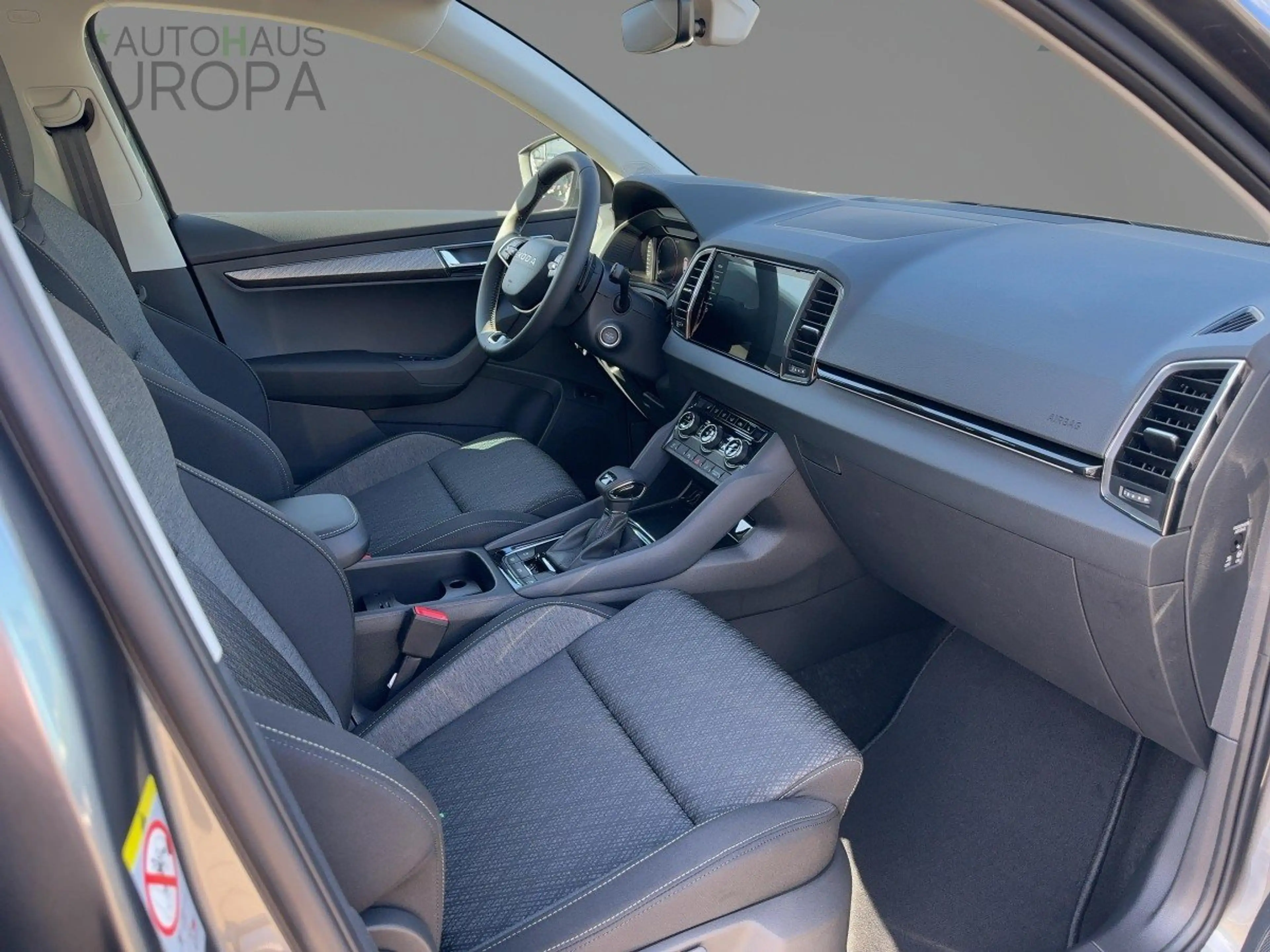 Skoda Karoq 1.5 TSI DSG Balance AHK Matrix eKlappe RFK WSS ACC — photo 12