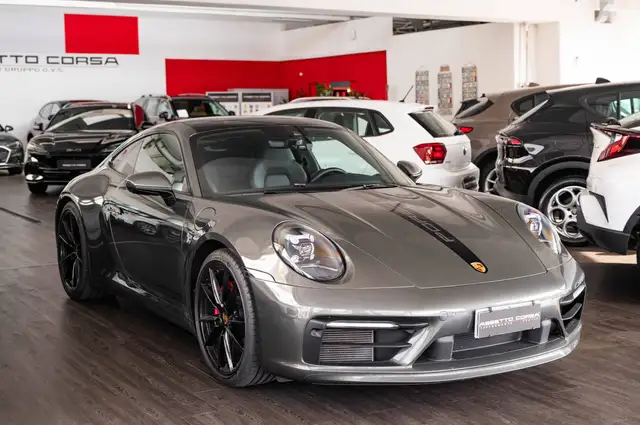 Porsche 992 4S
