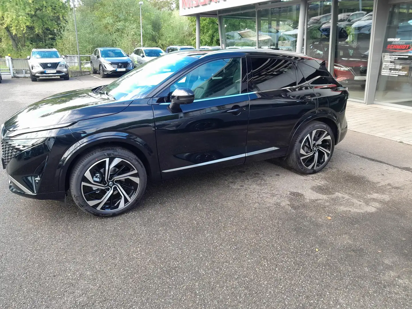 Nissan Qashqai 1.3 DIG-T XTronic Tekna+ Negru - 2