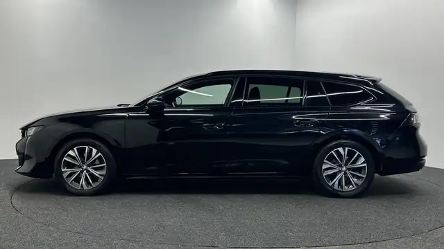 Peugeot 508 SW view 8