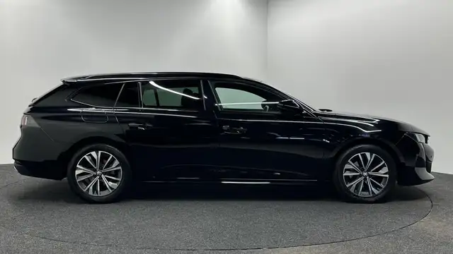 Peugeot 508 SW view 9