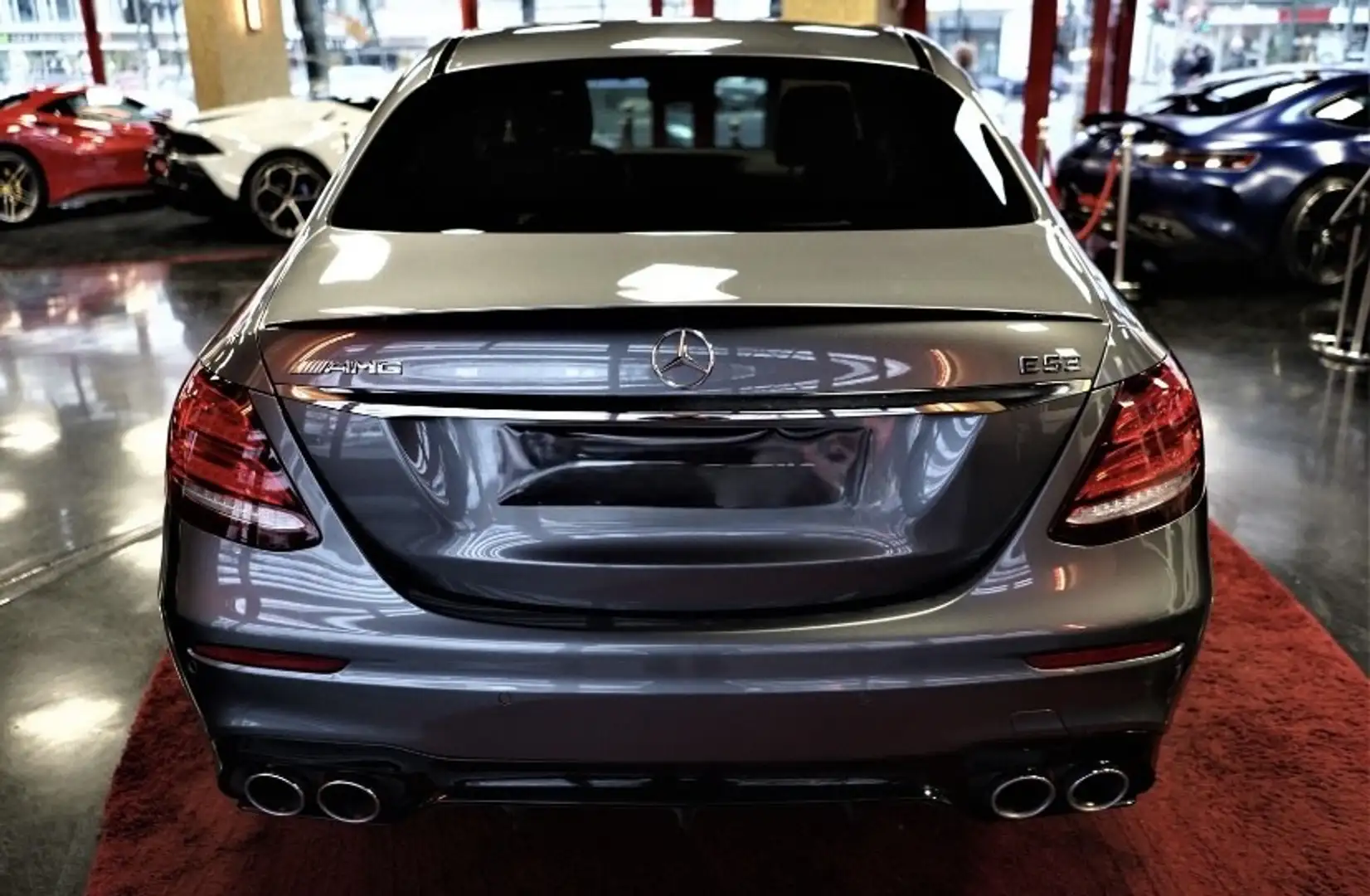 Mercedes-Benz E 43 AMG 4Matic 9G-TRONIC - 2
