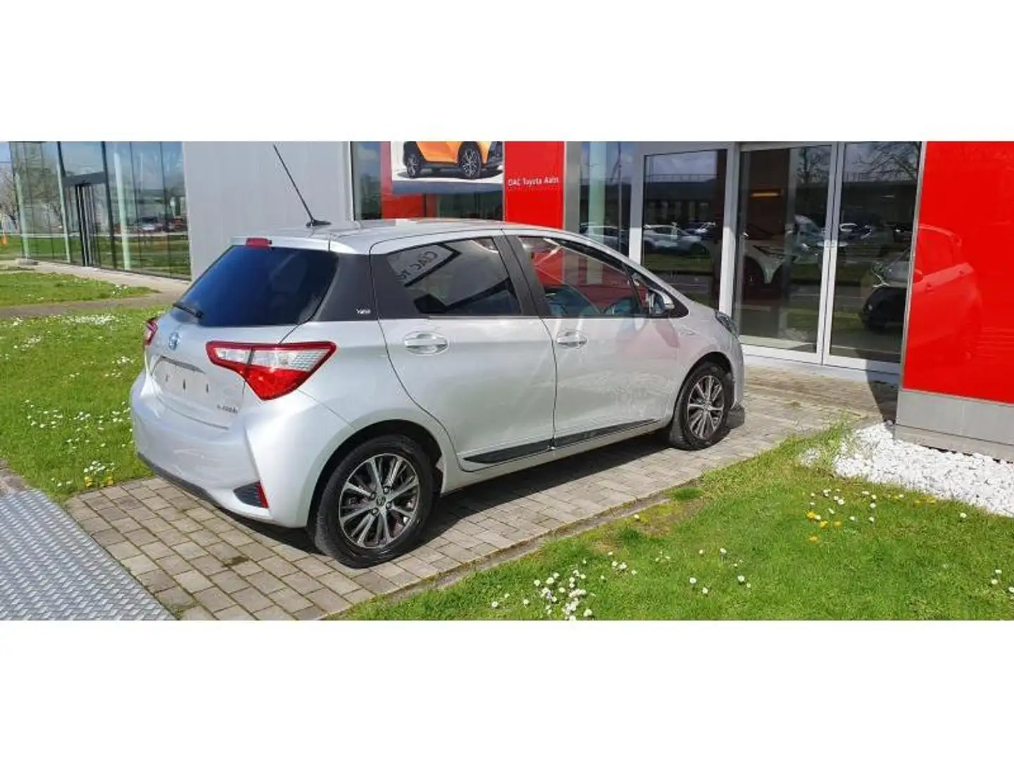 Toyota Yaris Y20+GPS+CAM tot 6jr garantie! Grigio - 2