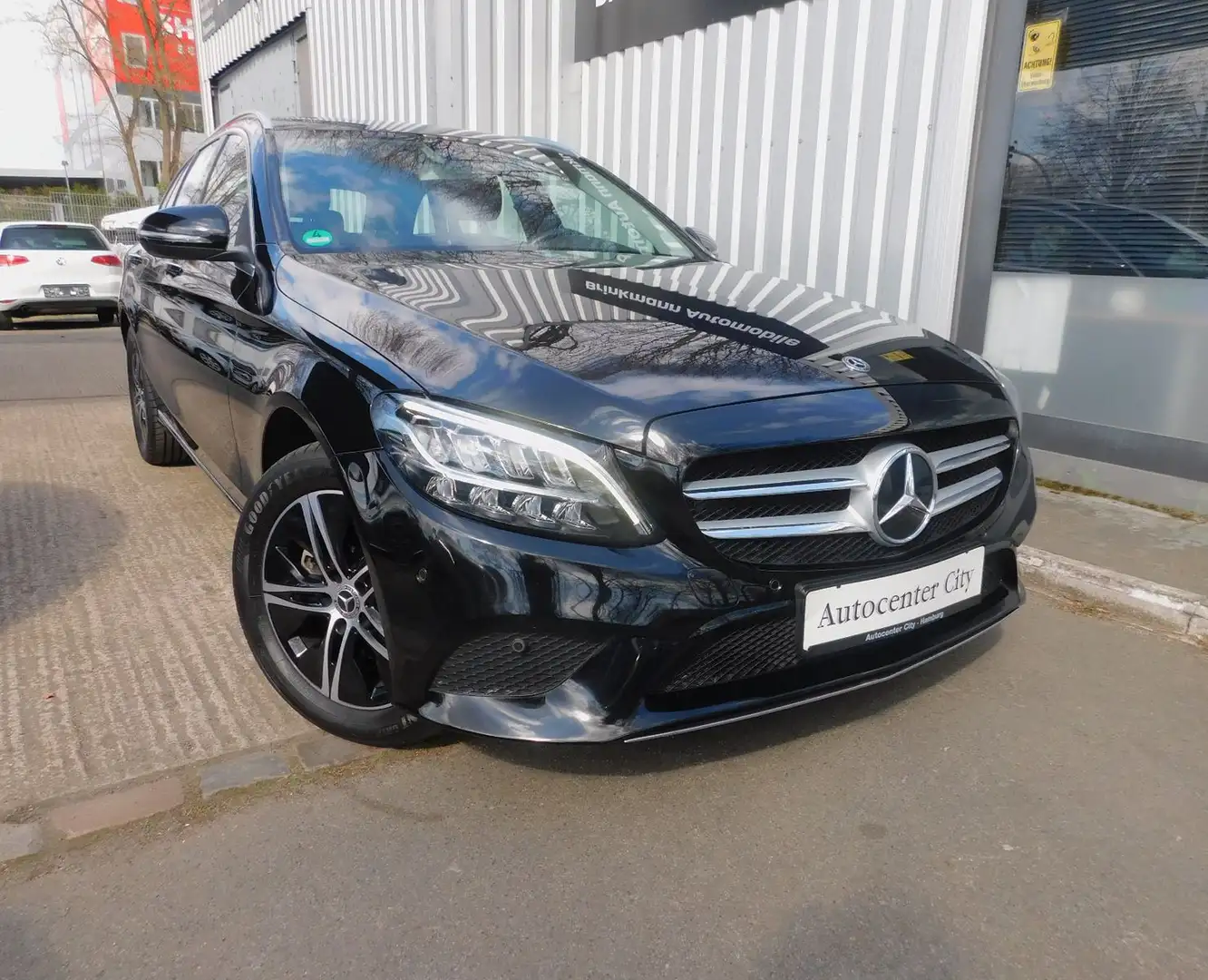 Mercedes-Benz C 220 d 4MATIC T Autom 9G Memory LED 1.H Kamera Schwarz - 1