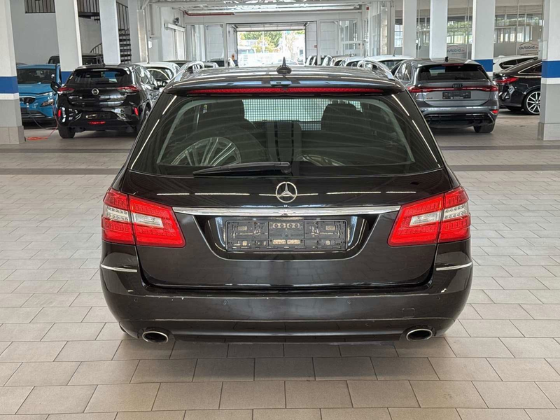 Mercedes-Benz E 350 CDI 4MATIC T BlueEFF. Bi-Xenon, ACC, Navi — photo 6