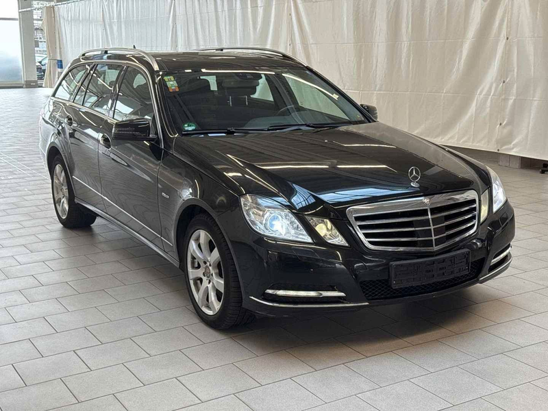 Mercedes-Benz E 350 CDI 4MATIC T BlueEFF. Bi-Xenon, ACC, Navi — photo 3
