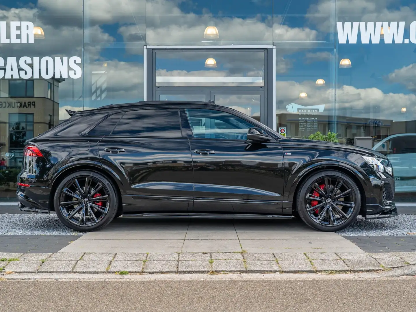 Audi Q8 60 TFSI e Quattro Competition 490PK / Pano / B&O / Noir - 2