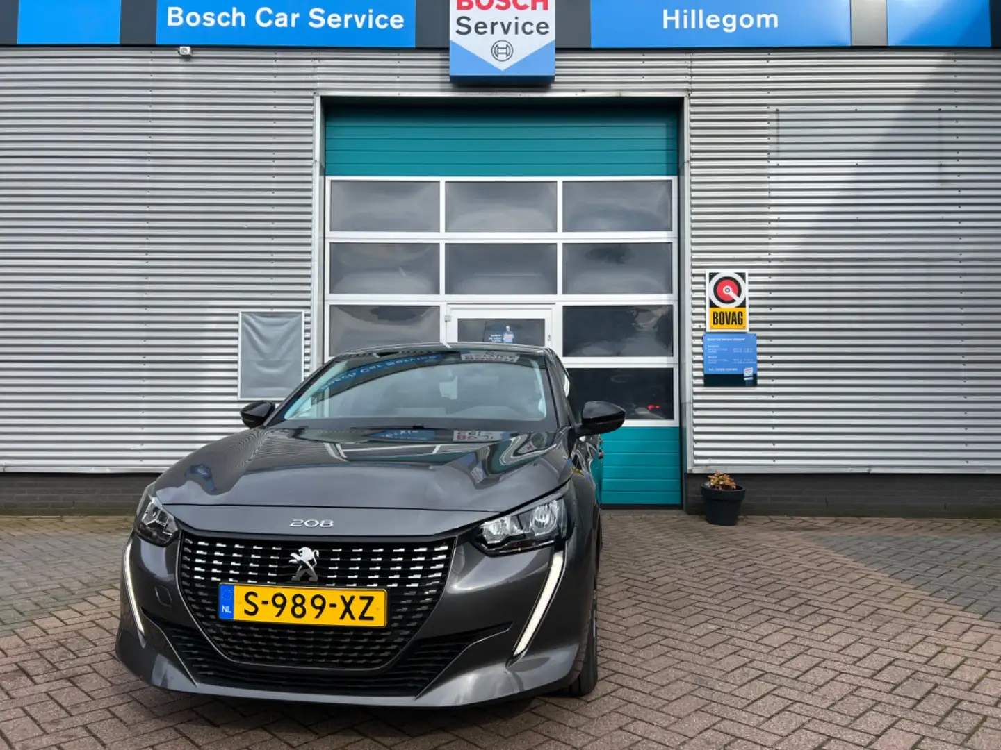 Peugeot 208 1.2 100pk Automaat 6420km!! Nieuwstaat Nl Auto Gris - 2