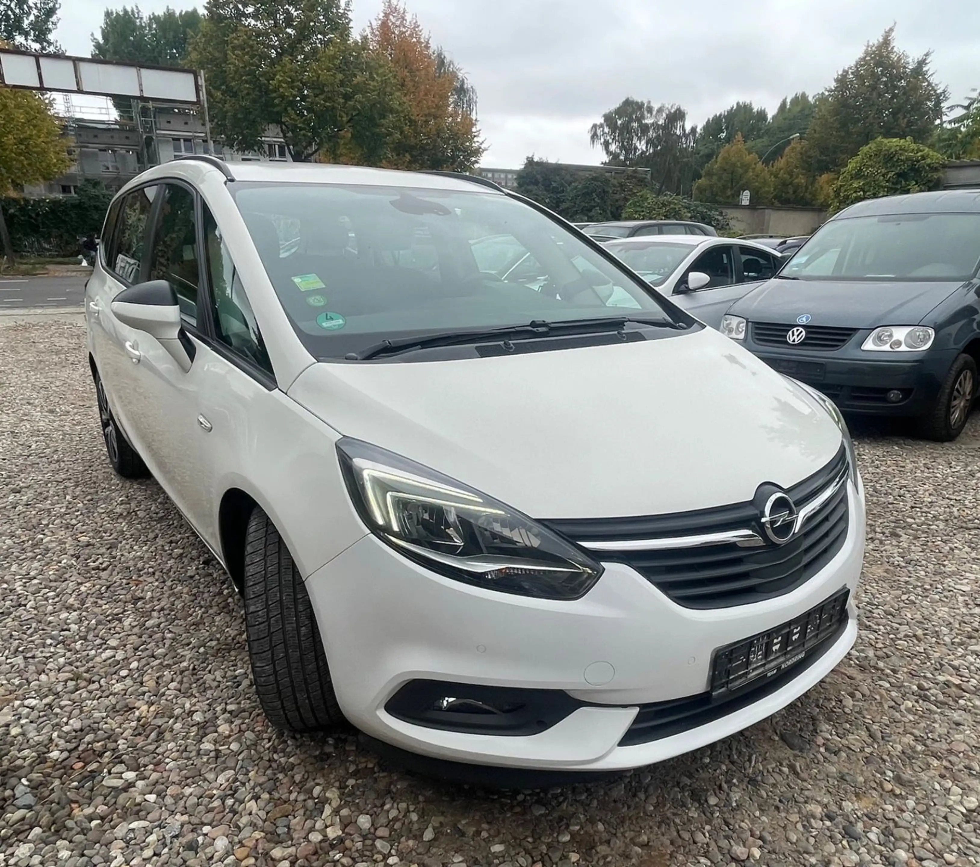 Opel Zafira *1HAND*SCHECKHEFT*TÜV NEU*ALLWETTER*LEDER* — photo 6