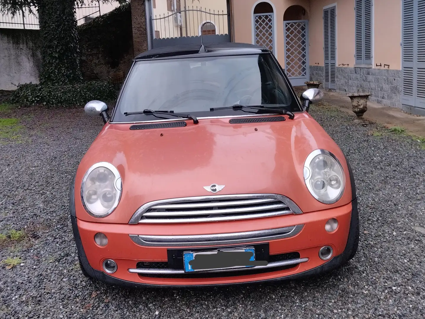 MINI One Cabrio Mini One Cabrio Orange - 1