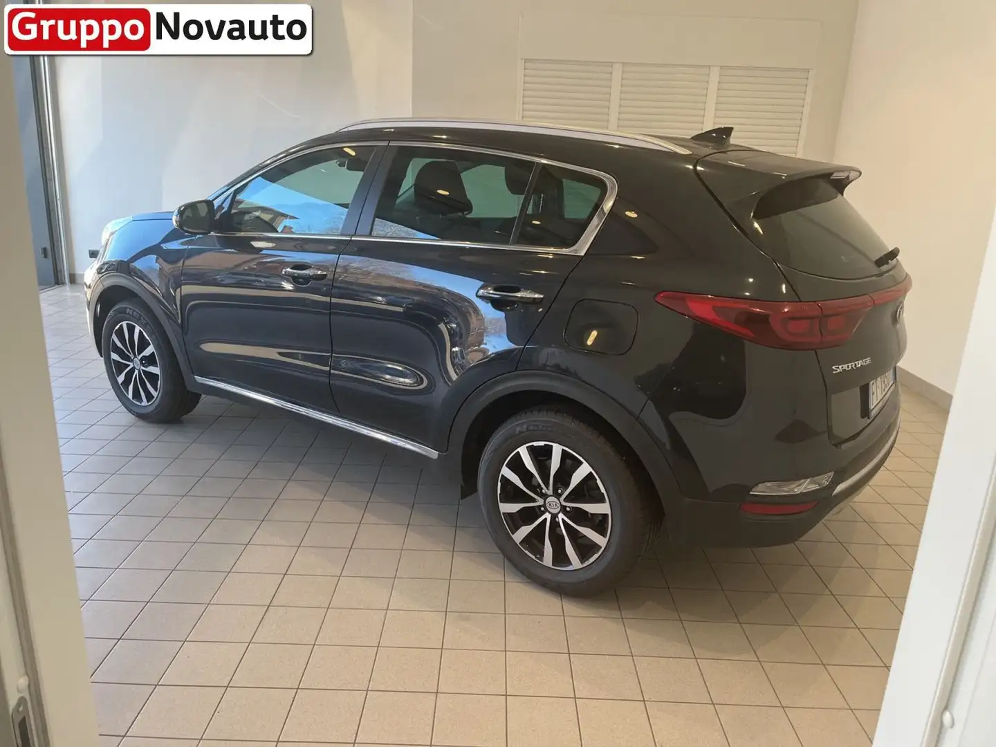 Kia Sportage 1.6 GDI 132 CV 2WD Style Schwarz - 2