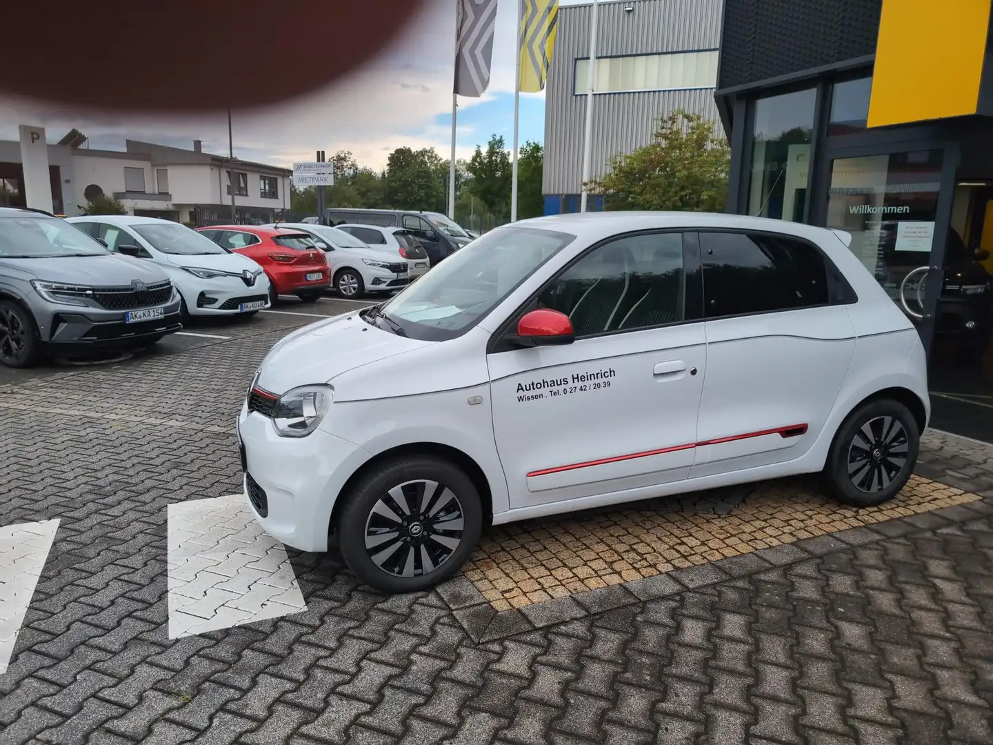 Renault Twingo III Techno E-Tech 100% elektrisch Weiß - 2