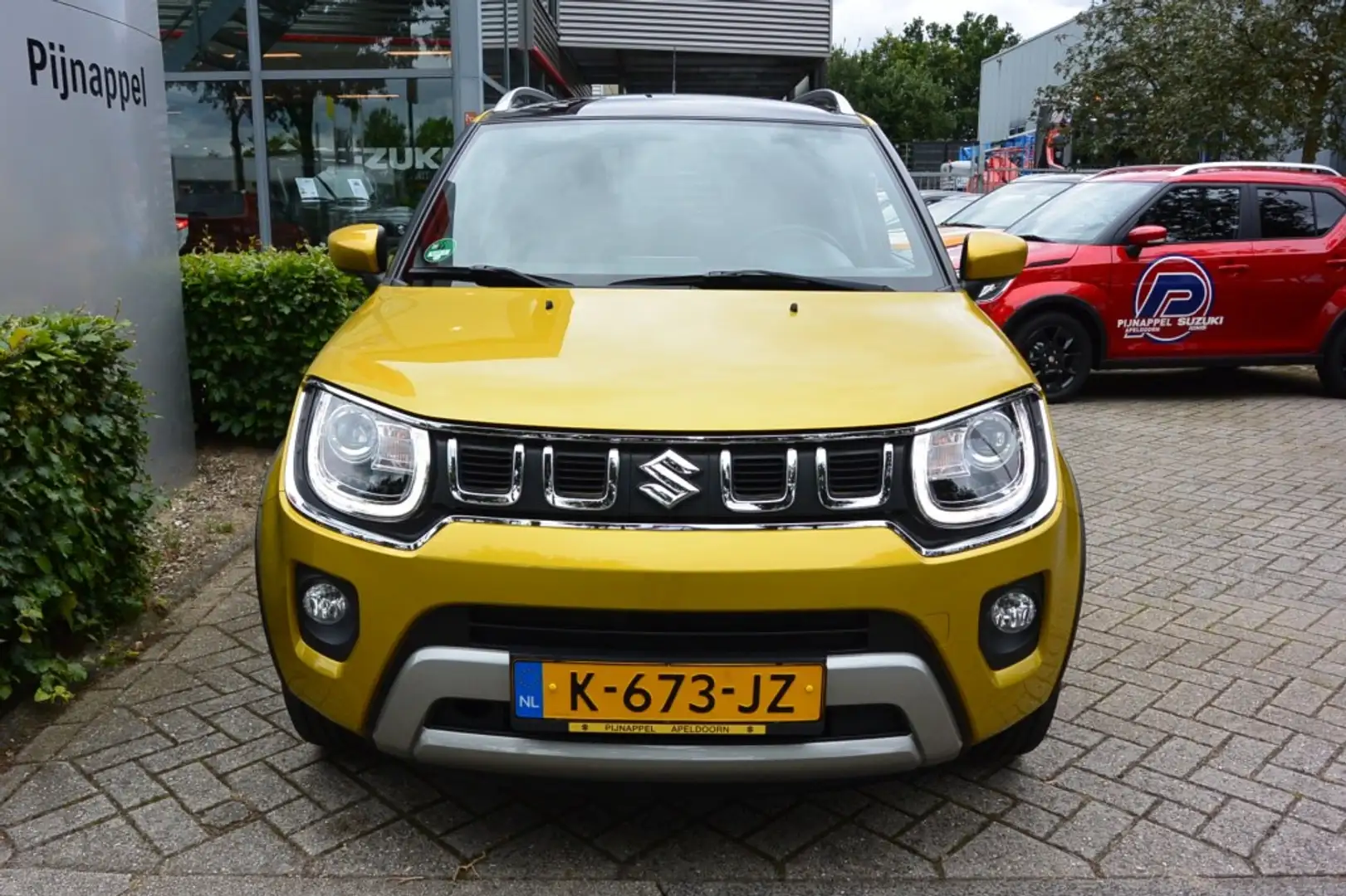 Suzuki Ignis 1.2 Select Smart Hybrid 5-deurs Two-tone/Navigatie Giallo - 2