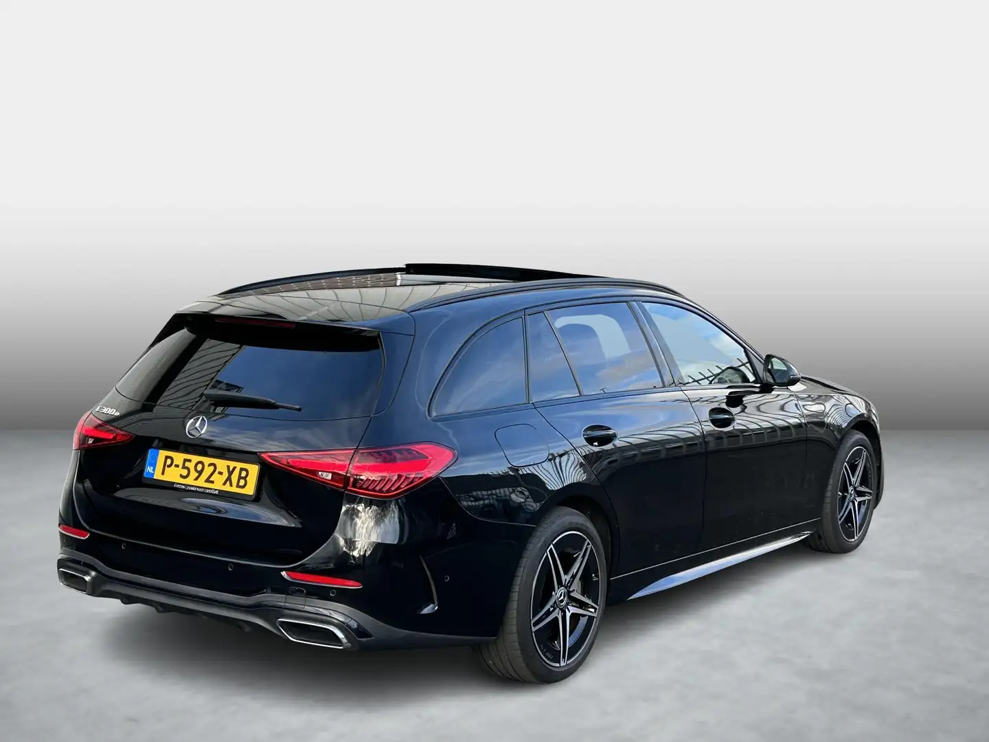Mercedes-Benz C 300 Estate e AMG Line | Panoramadak | Trekhaak | Schwarz - 2