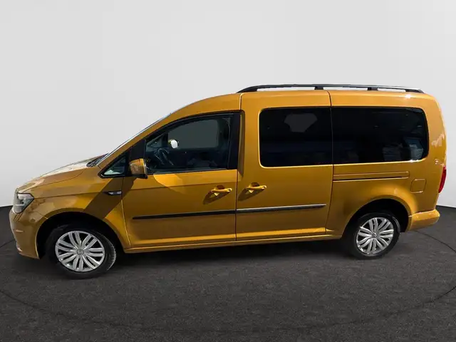 Volkswagen Caddy view 2
