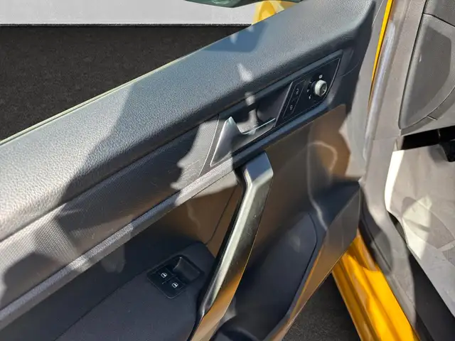 Volkswagen Caddy view 6